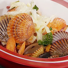 Fresh Sea Scallops with Garlic