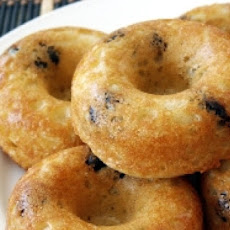 Honey-Glazed Doughnuts with Raisins and Pine Nuts