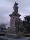 Le Monument Aux Morts