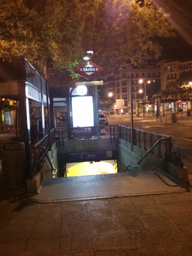 Metro Goya Entrance 2