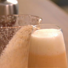 Melon Juice with Champagne (or Prosecco)