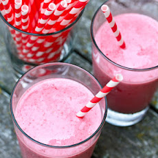 Simple Strawberry Smoothies