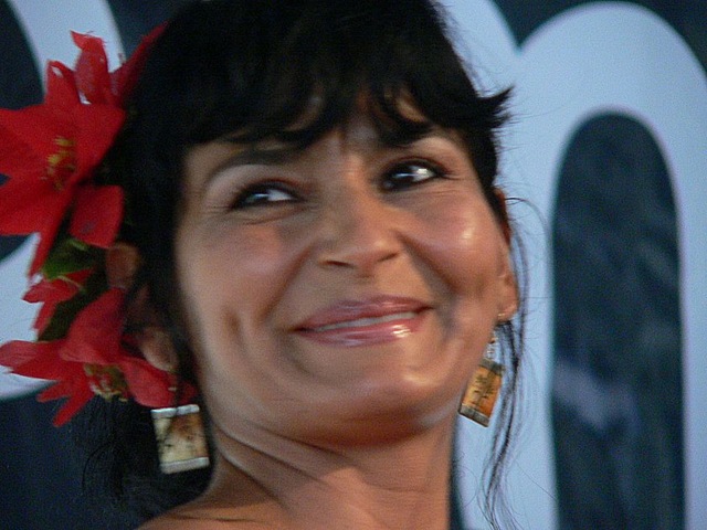 [RFFAnasmile7.jpg]