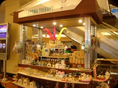 Mal Taman Anggrek (27)