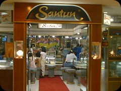 Surabaya Plaza - Santun Toko Emas