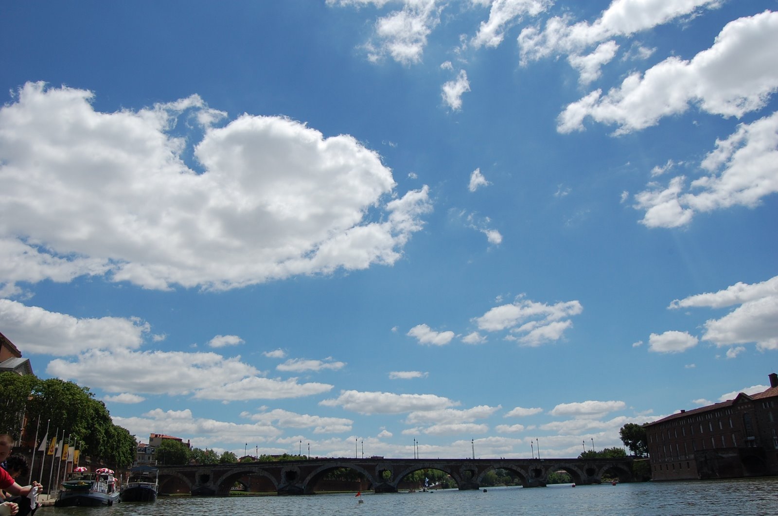 [Toulouse20080714_535.jpg]