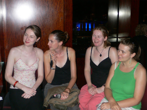 JW Marriot tomorrow square bar, shanghai laura, me, jo and amy