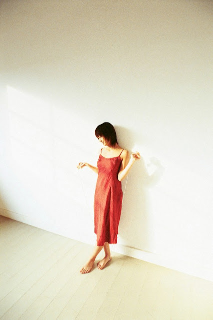 Misako Yasuda yasuda_w3_03.jpg VYJ200505