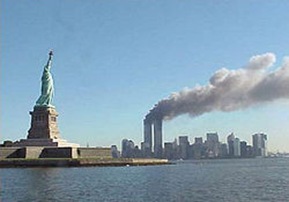 250px-National_Park_Service_9-11_Statue_of_Liberty_and_WTC_fire