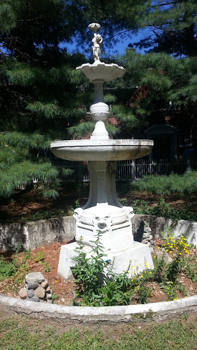 Roger Williams Park Hidden Fountain