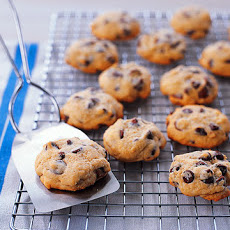 Soft Chocolate Chip Cookies