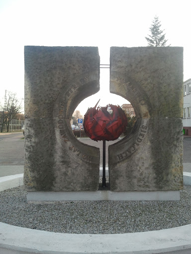 Pomnik 110 lat ZSP w Siedlcach