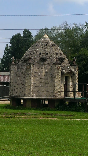 Medieval Hut