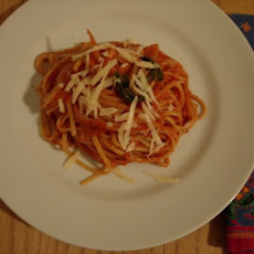 Fettuccine alla Vodka Sauce & Caeser Salad