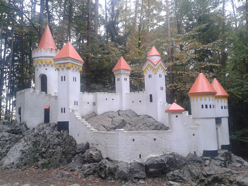 The Cat Castle