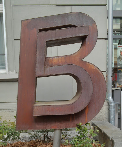 B5 Sculpture