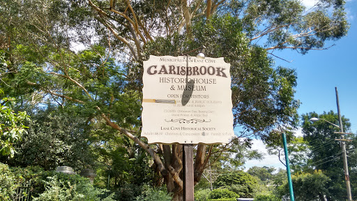 Carisbrook House and Museum