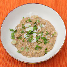 Indonesian Chicken, Peanut Butter Sauce (Slow Cooker)