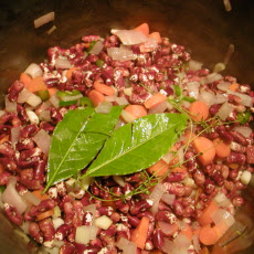 Herby Pot o' Beans w/Lime-Pickled Onions