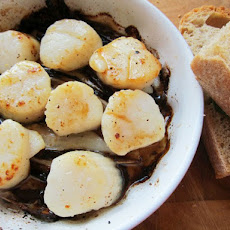 Baked Scallops with Endive