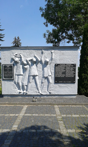 Pomnik Ofiarom Zbrodni Hitlerowskich