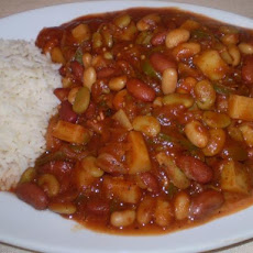 Hungarian Mixed Bean Goulash