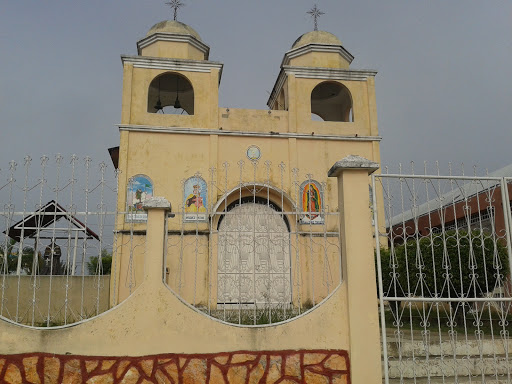 Iglesia Católica Barrio La Ermita, San Benito Petén 