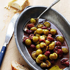 Roasted Grapes with Oozy Cheese