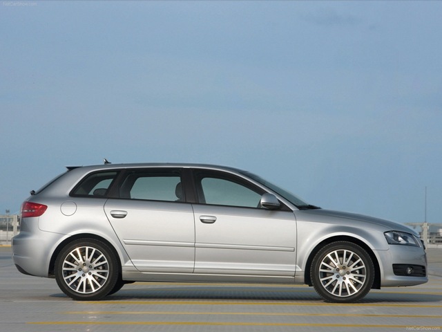 [Audi-A3_Sportback_2009_1600x1200_wallpaper_03[9].jpg]