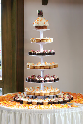 Where to get cupcake stands? Help please :  wedding IMG 9269