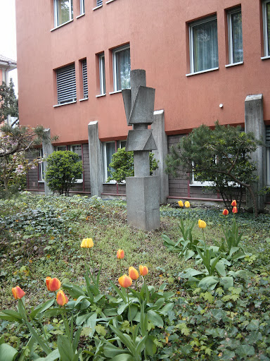 Frohberg Statue