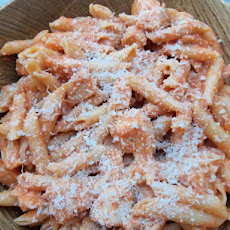 Chicken and Pasta With Creamy Tomato-Wine Sauce