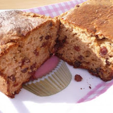 Quick Applesauce Raisin Bread