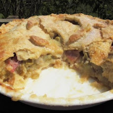 Classic Rhubarb Pie