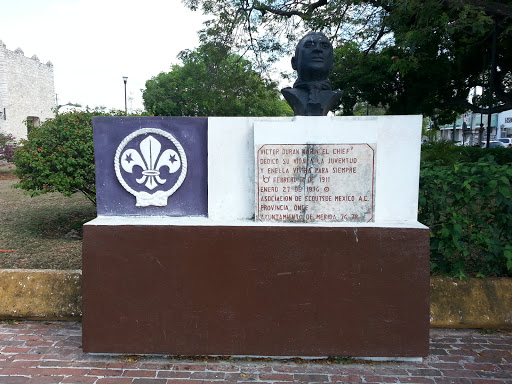 Monumento a Víctor Durán Marín