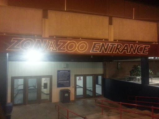 Zona Zoo Entrance