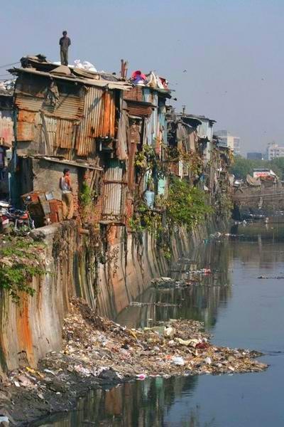 [Slum-Mumbai.jpg]