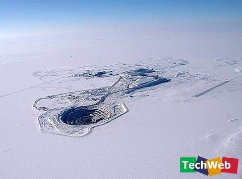 七個令人顫慄的人造巨大洞穴,米爾金剛礦場（The Mirny diamond mine）,金伯利鑽石場（The Kimberley mine）,光榮洞（The Glory Hole）,賓翰峽谷銅礦場（Bingham Canyon Mine）,藍色大洞(Great Blue Hole),Diavik 礦井（The Diavik Diamond Mine）,深陷(sinkhole)