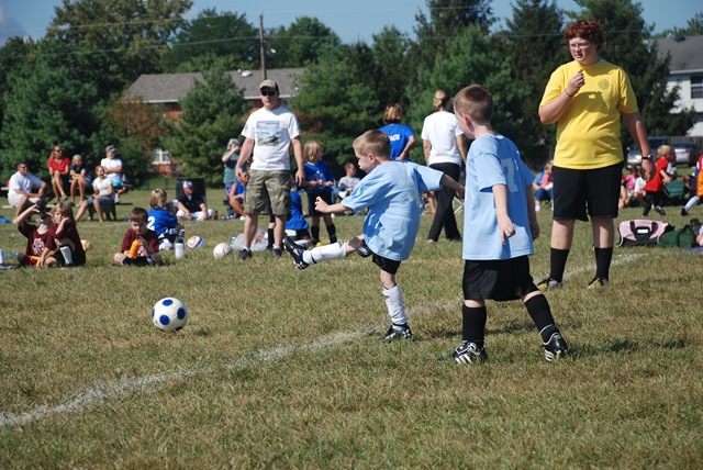 [2008 Sean Soccer 073[2].jpg]