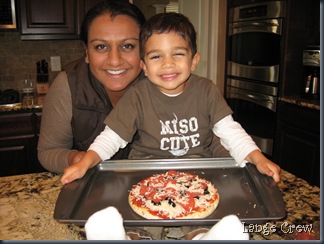 Makin Pizza (3)