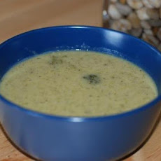 Creamless Broccoli Soup