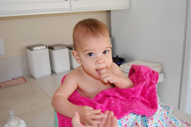 [Naked eating 010[3].jpg]