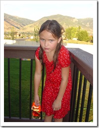 049