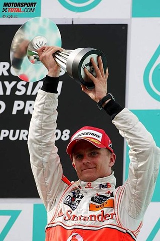 [kova_podium3_2008_httpf1magazin.ru34.jpg]