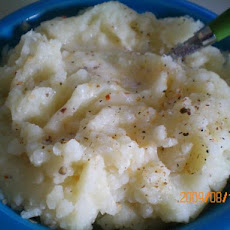 Amazing Buttermilk Garlic Mashed Potatoes