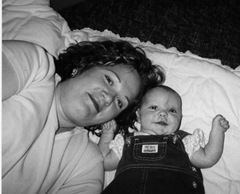 BWMOMMYHANNAHONFLOOR