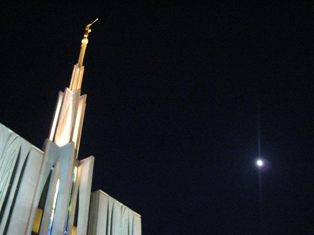 [June_2008 007 (Small)[3].jpg]