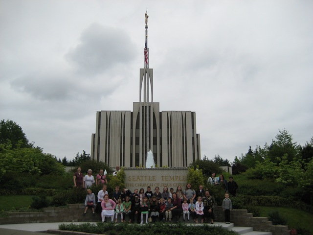 [June_2008_1 048[3].jpg]