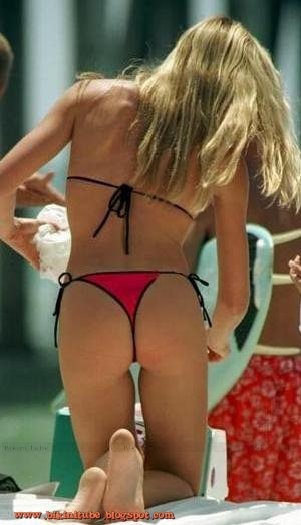 [Anna_Kournikova_17[3].jpg]