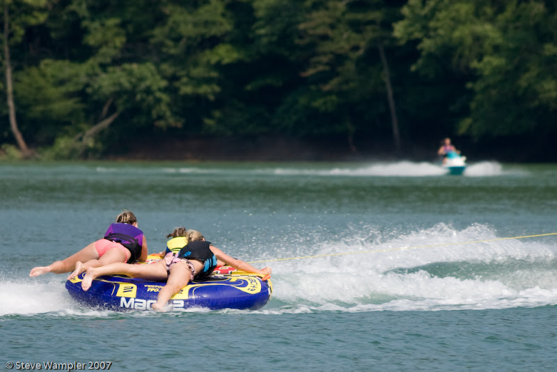 IMAGE: http://lh5.ggpht.com/stephen.wampler/RoxmwNzsKfI/AAAAAAAALh4/9ifPvD25j8Q/s800/IMG_3375.jpg